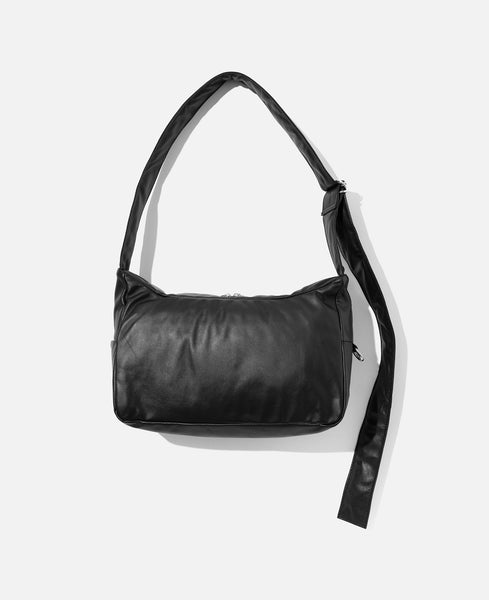 CLESSTE - Leather Holiday Bag (Black) – JUICESTORE
