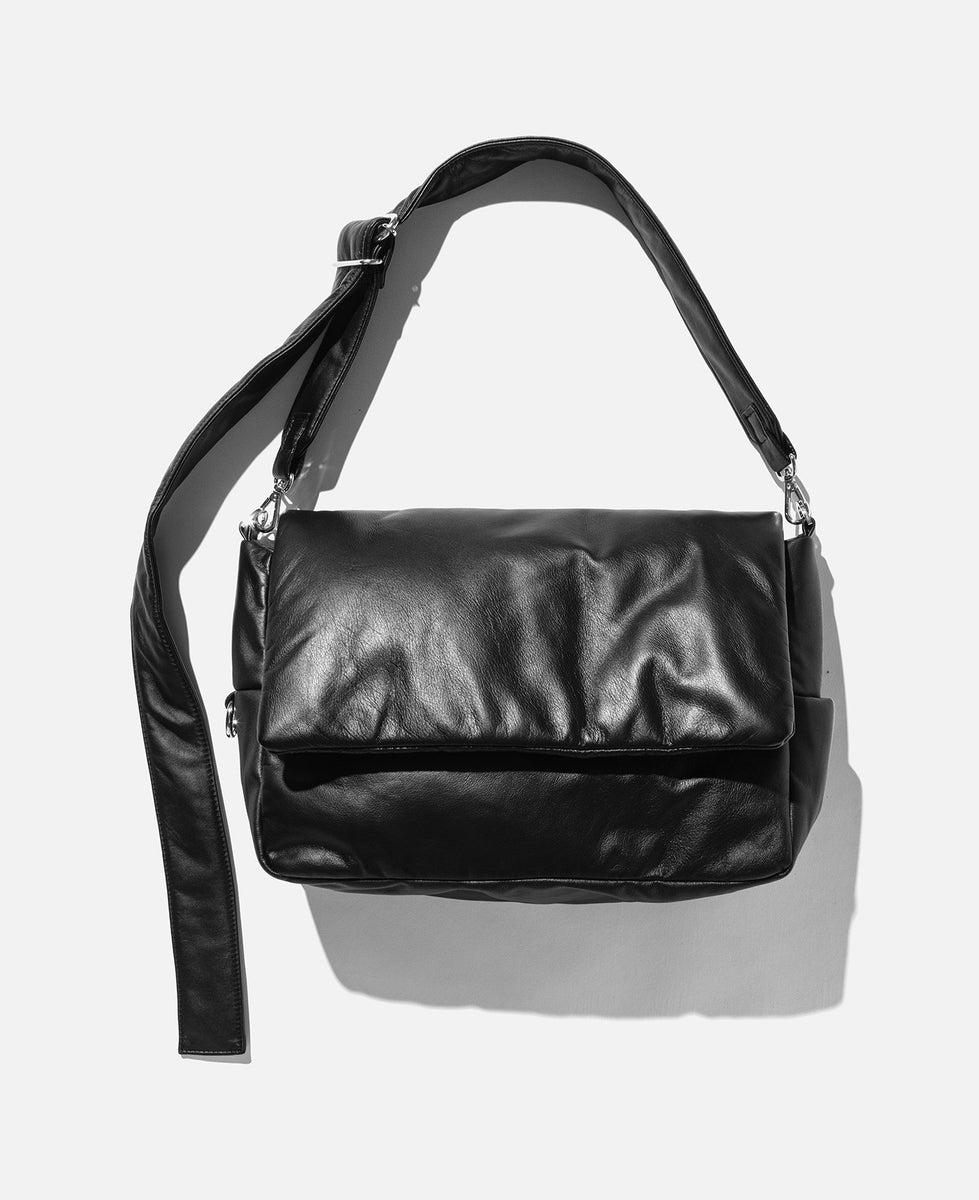 CLESSTE - Leather Padded Flap Holiday Bag (Black) – JUICESTORE
