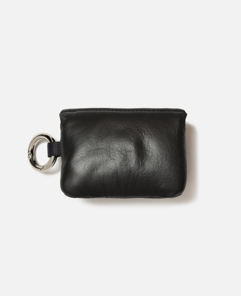 CLESSTE - Leather Padded Airpods Case (Black) – JUICESTORE