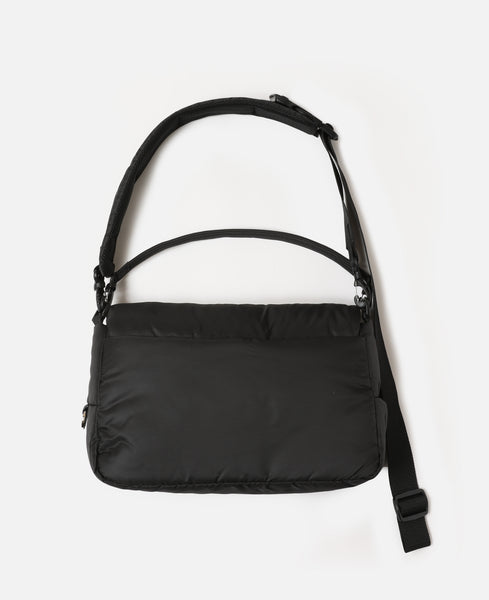 CLESSTE - Padded Flap Holiday Bag (Black) – JUICESTORE