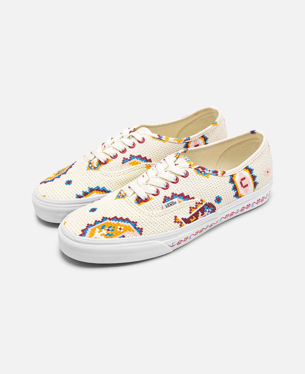 CLOTTEE x Vans - UA Authentic - CLOTTEE (White) – JUICESTORE