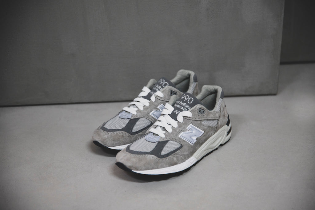 SNEAKER FEATURE:  A REVAMP OF THE NEW BALANCE MADE IN US 990V2