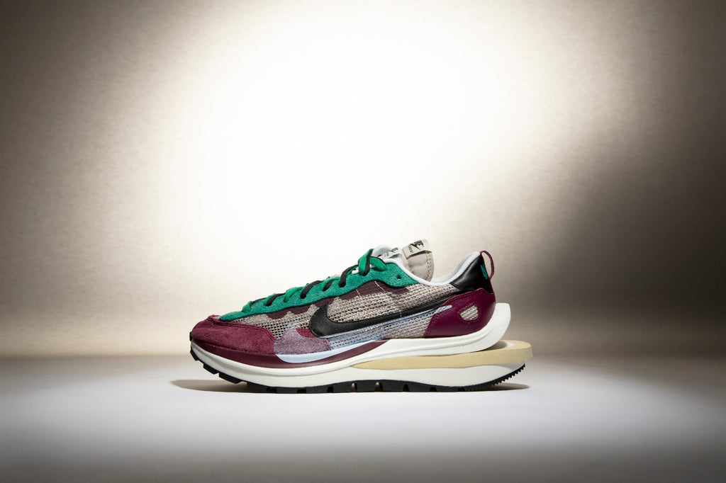 RAFFLE: Sacai x Nike VaporWaffle 