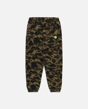 Camo Logo Sweat Pants (Olive)