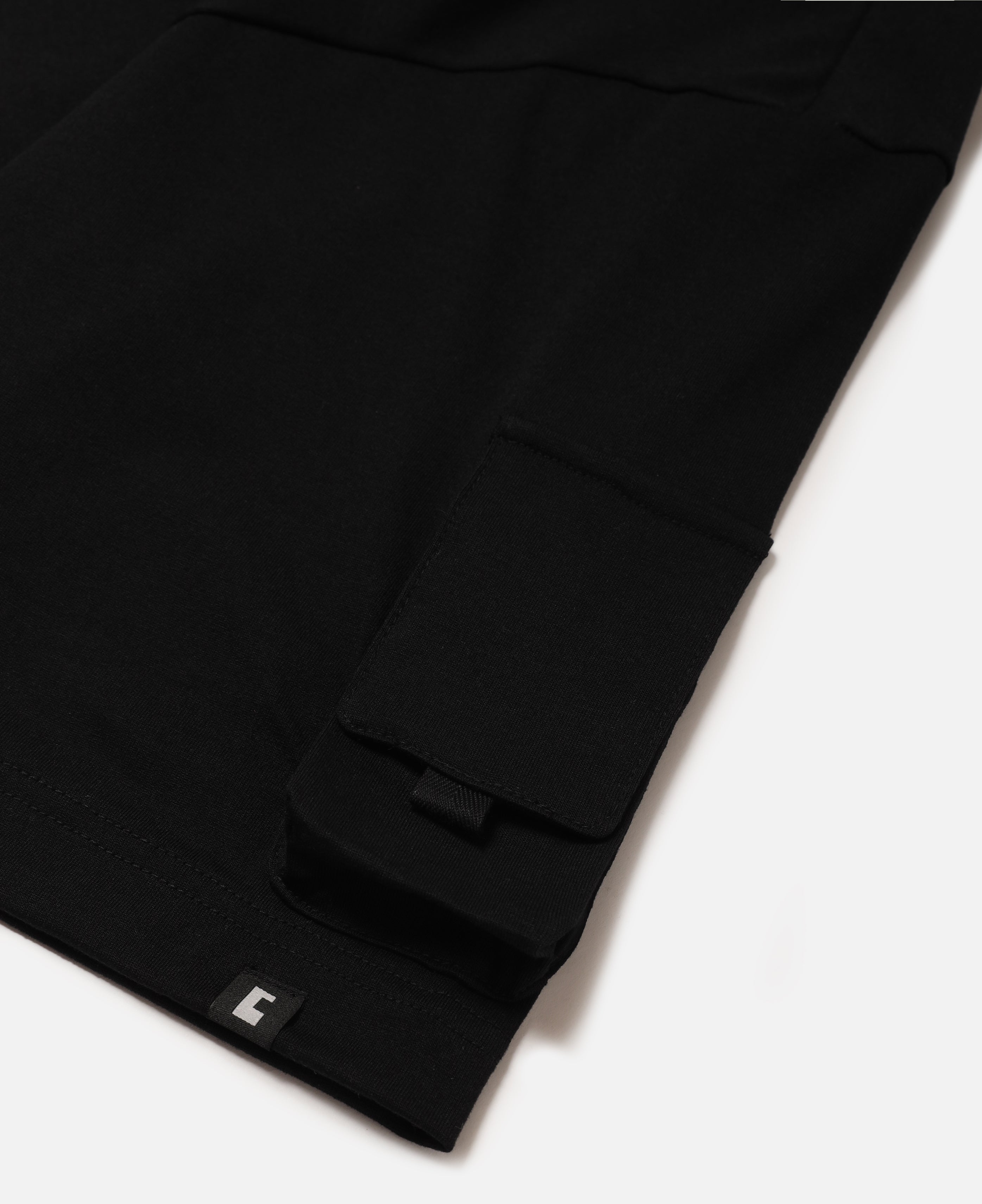Multi Pocket T-Shirt (Black)