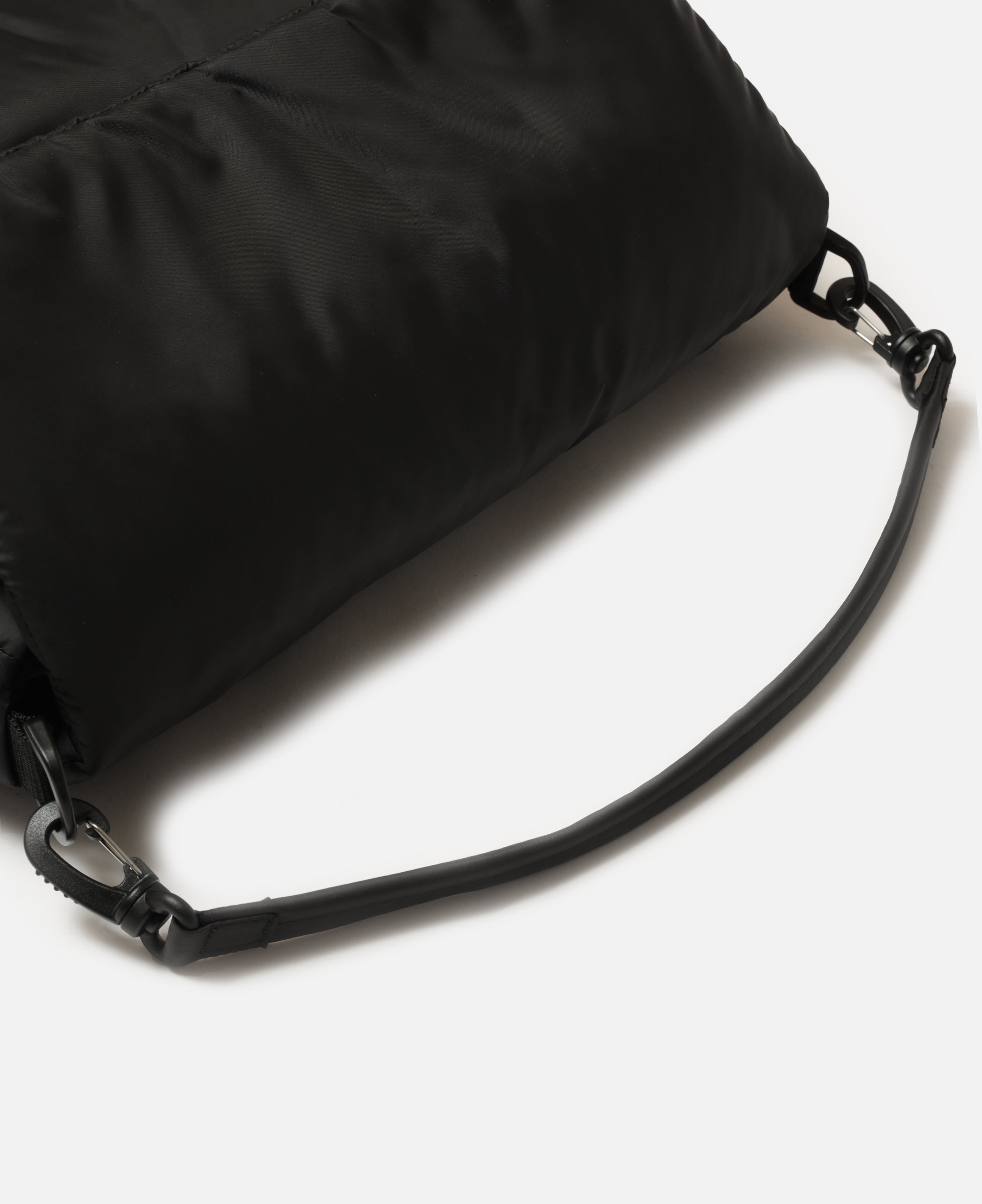 Padded Flap Holiday Bag (Black)