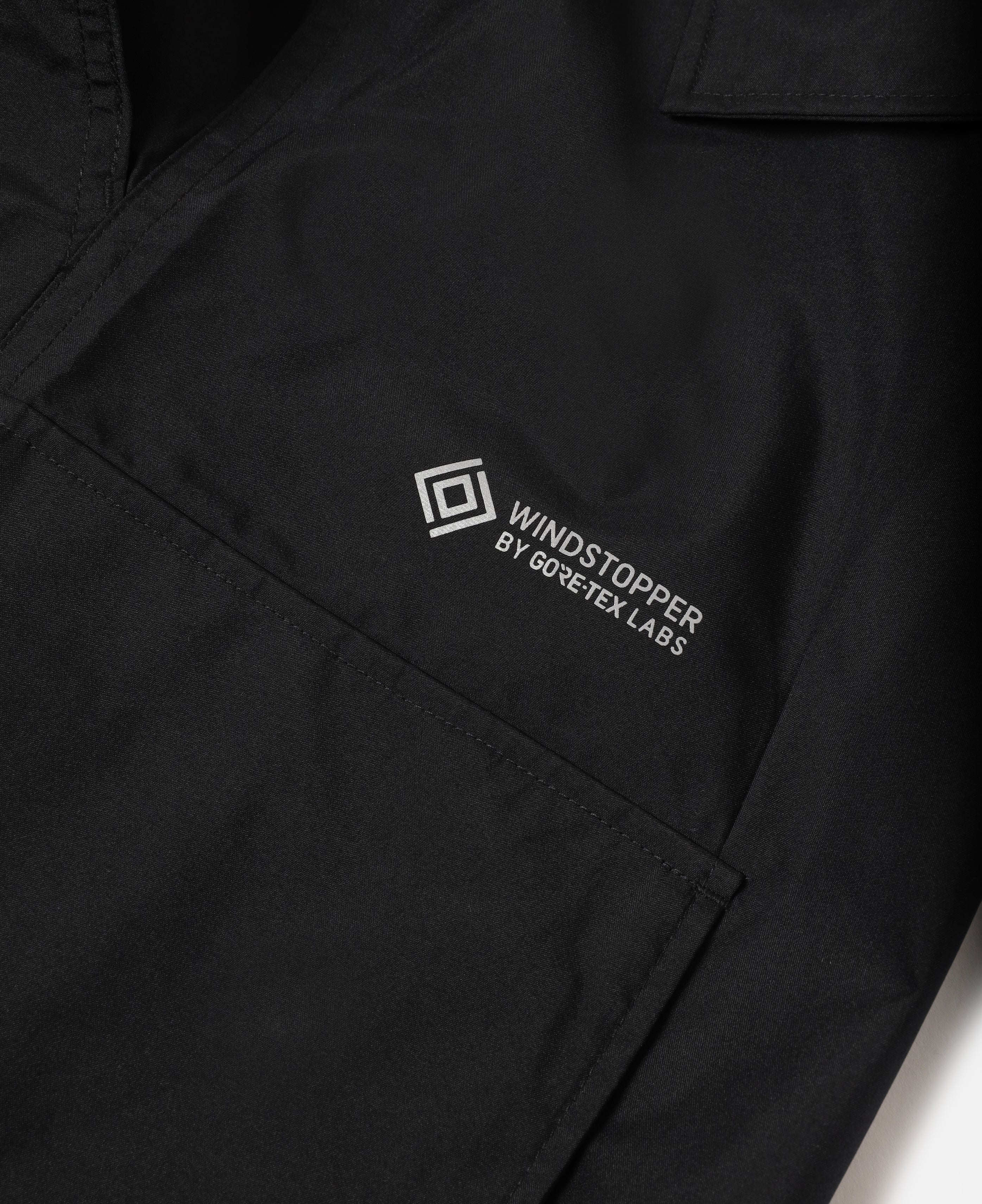+phenix WINDSTOPPER® by GORE-TEX LABS City Mega Pocket Balloon Cargo Pants (Black)
