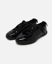 CLOT Taekwondo By CAROLINE HÚ (Black)