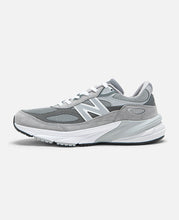 990v6 (Grey)