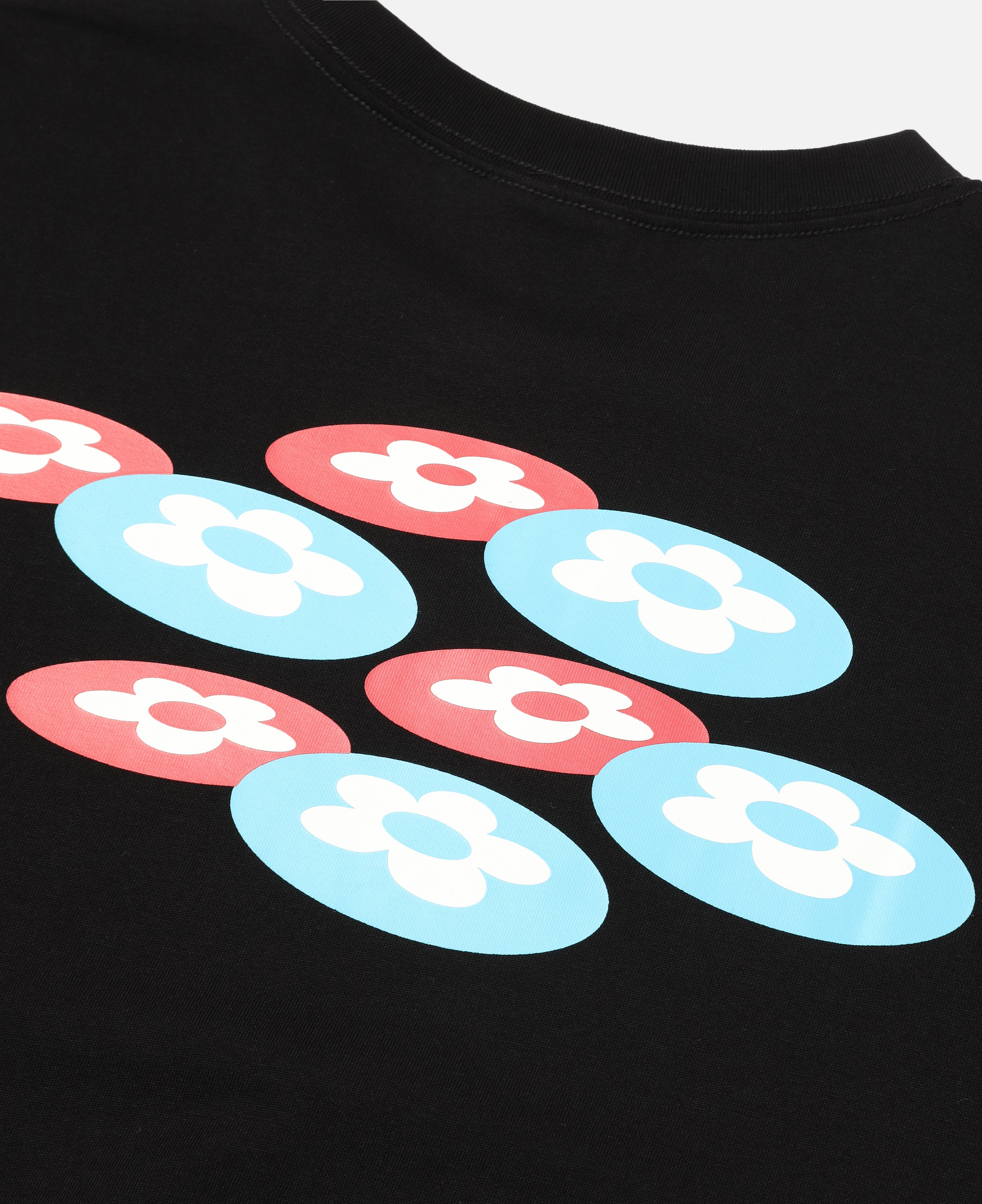 Va Classic Flower Bouquet T-Shirt (Black)