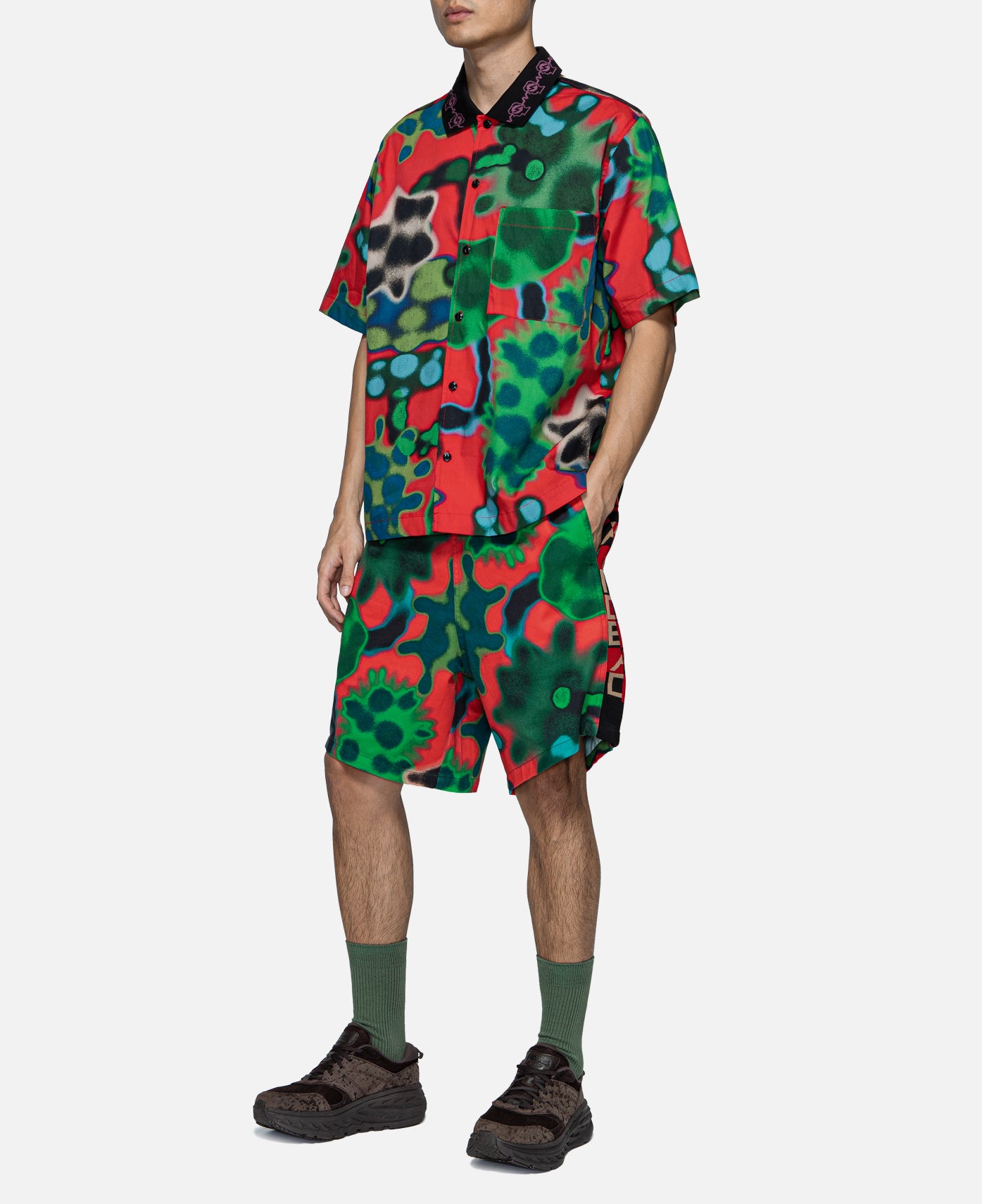 Amoeba Watercolour Beach Shorts (Green)