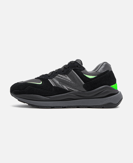 M5740 (Black)