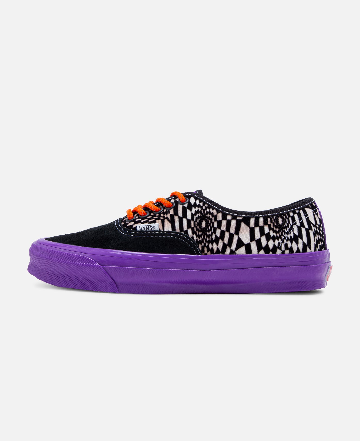 Authentic L (Black)